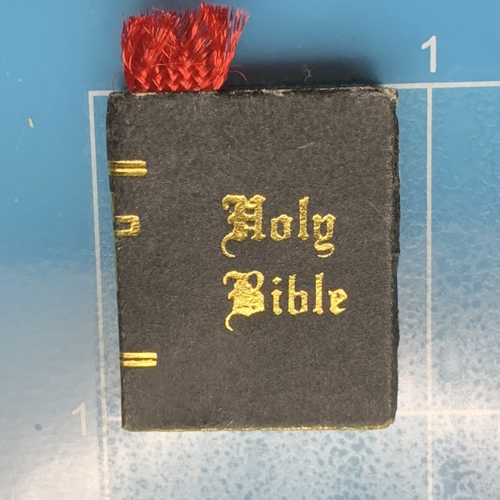 Doollhouse Dolls House Mini Bible Book 1/12th Scale Church Black DISPLAY ONLY